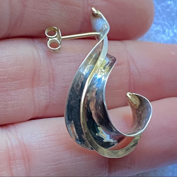 Artisan Modernest Sterling Silver 14K Wired PJ Swirl Earrings - Picture 8 of 13